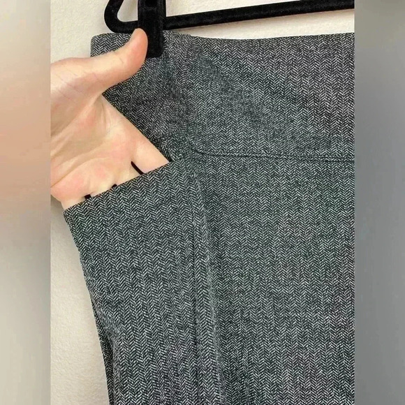 ATHLETA Women's XL Herringbone Mercer Tight Black Grey Phone Pockets Athletic - Picture 6 of 13